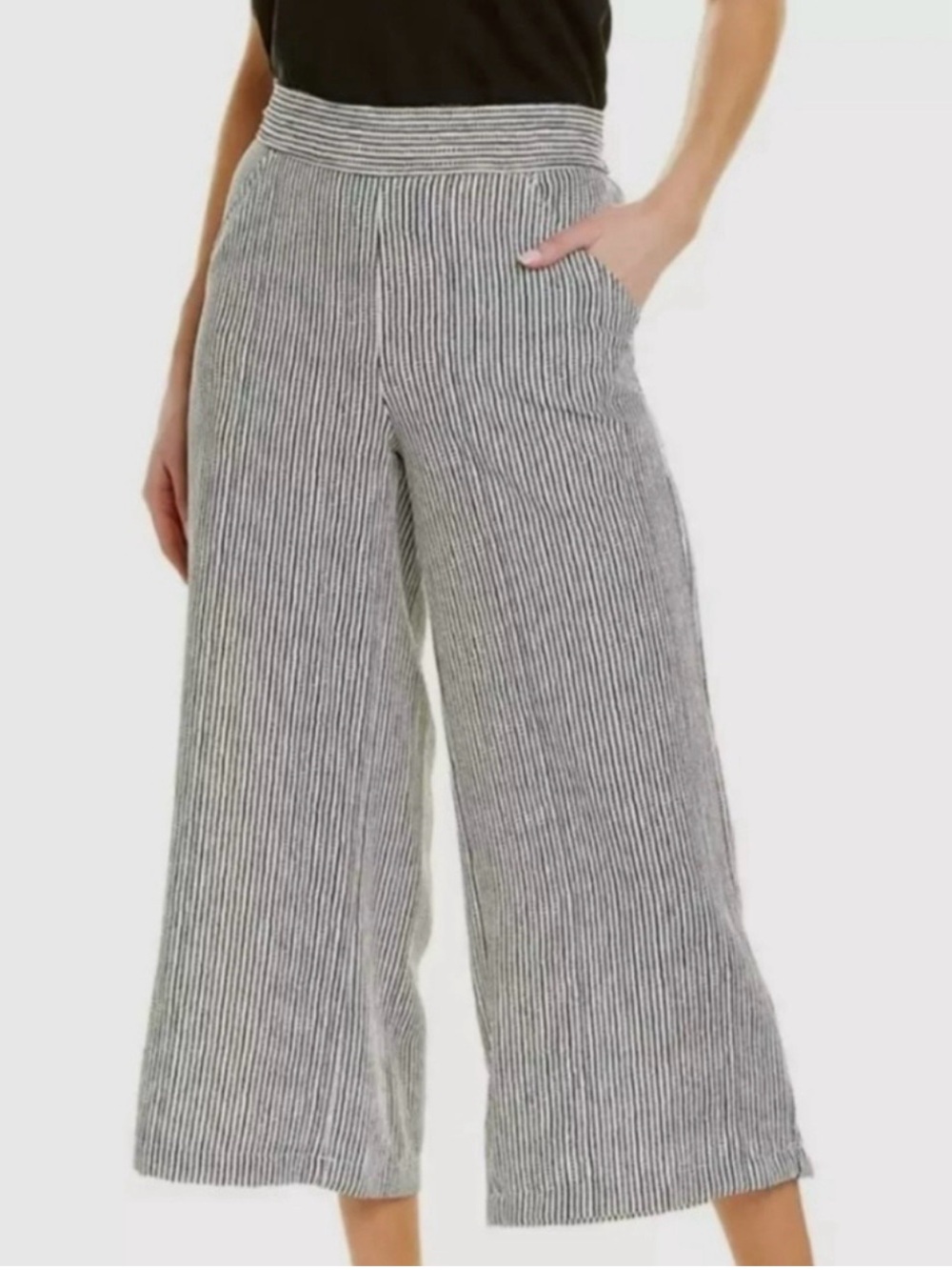 EUC Max Studios Wide Leg Striped Cropped Pants - MEDIUM